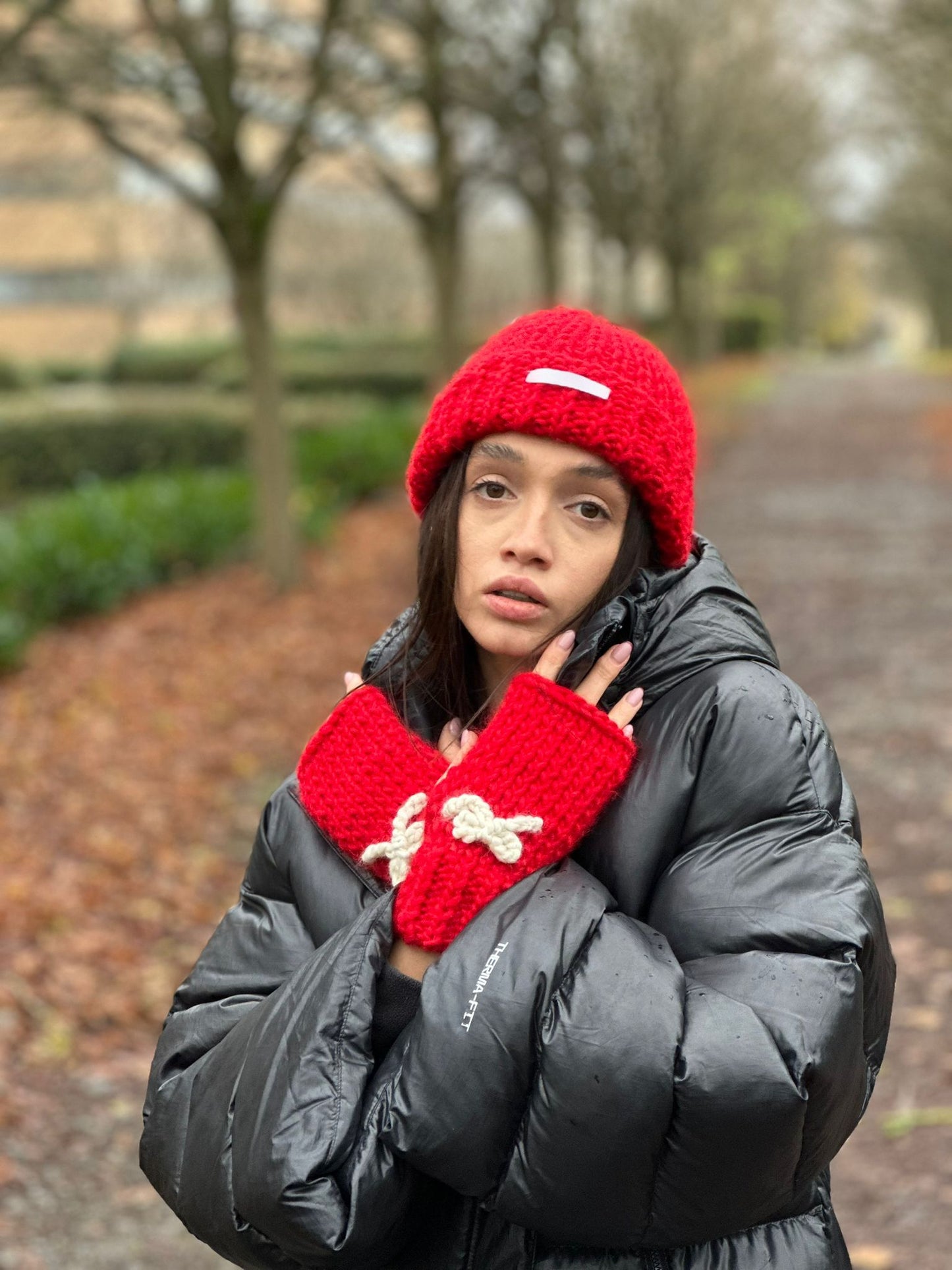 Knitted Wool Beanie and Gloves SET - RED