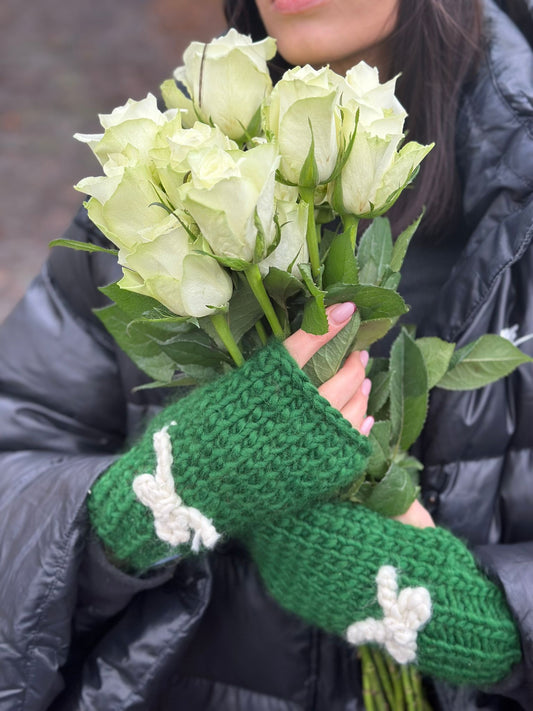 Knitted Wool Gloves- GREEN